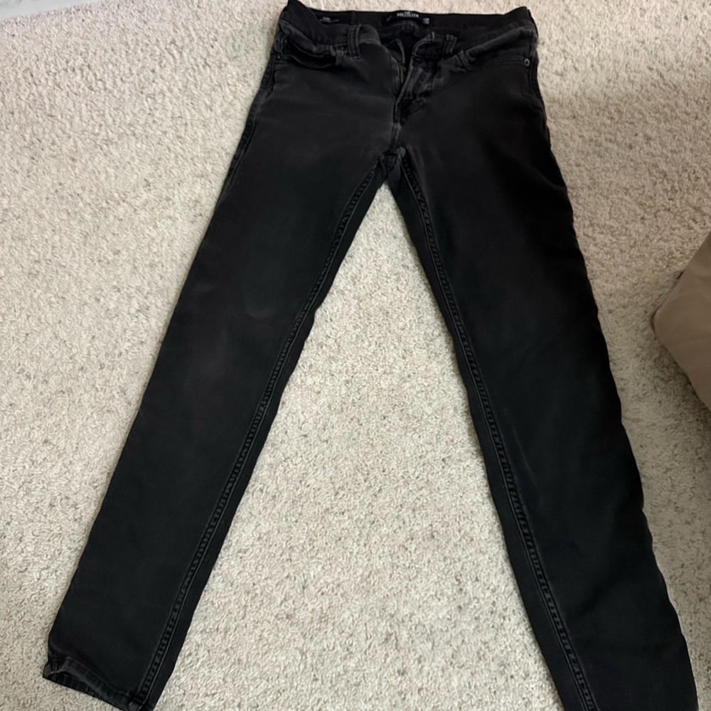 Hollister skinny jeans 29 x 32 yes